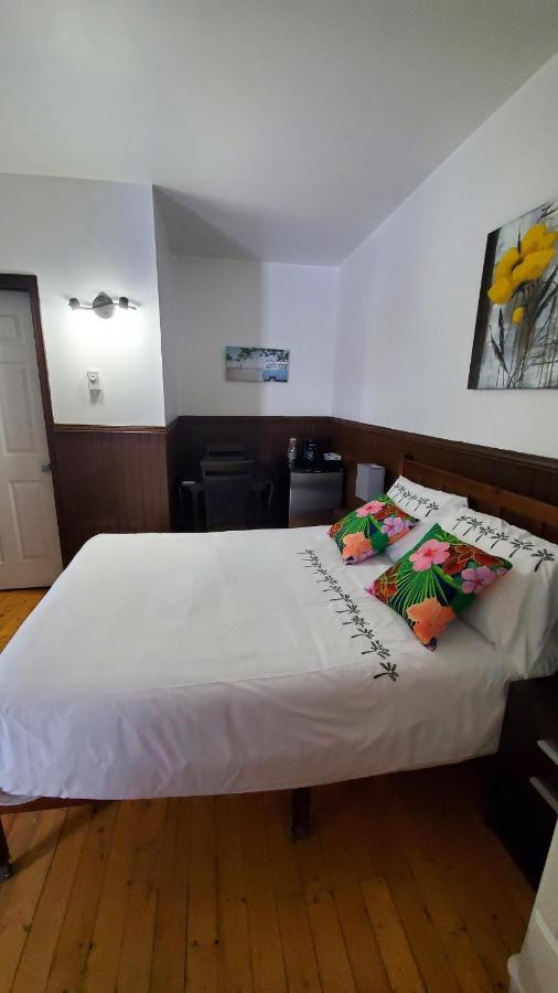 Hotel Fleurs Karaibes Saint-Alexandre-de-Kamouraska Εξωτερικό φωτογραφία