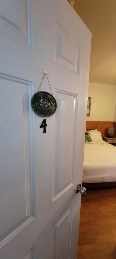 Hotel Fleurs Karaibes Saint-Alexandre-de-Kamouraska Εξωτερικό φωτογραφία