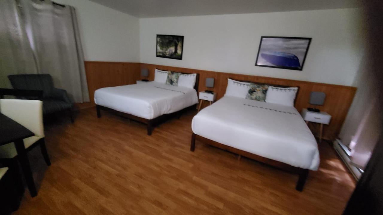 Hotel Fleurs Karaibes Saint-Alexandre-de-Kamouraska Εξωτερικό φωτογραφία