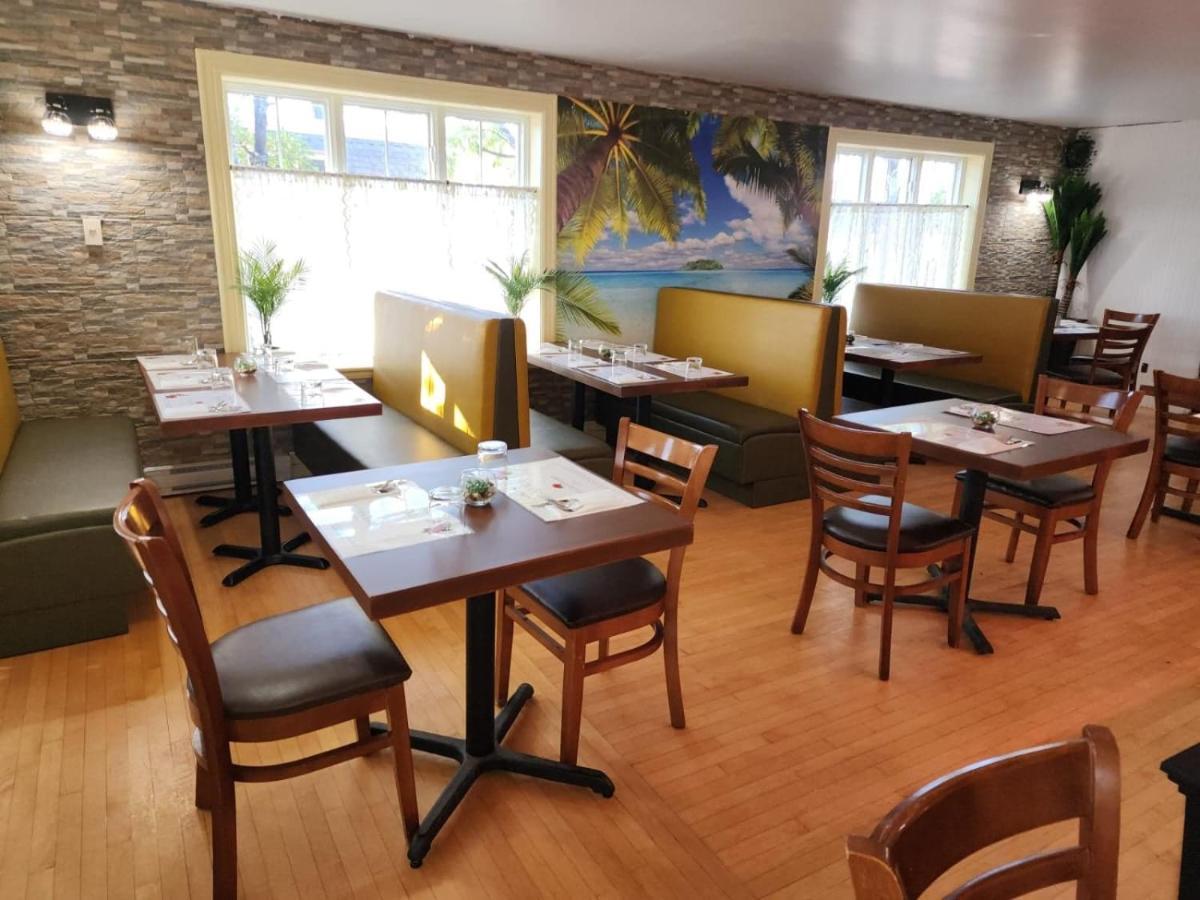 Hotel Fleurs Karaibes Saint-Alexandre-de-Kamouraska Εξωτερικό φωτογραφία